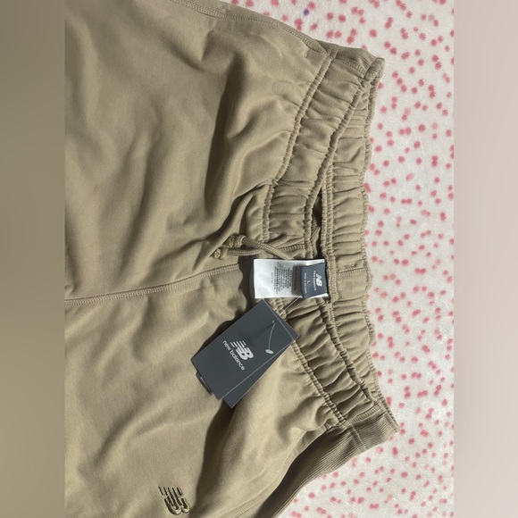 New balance pants size large new with tag - Picture 10 of 11